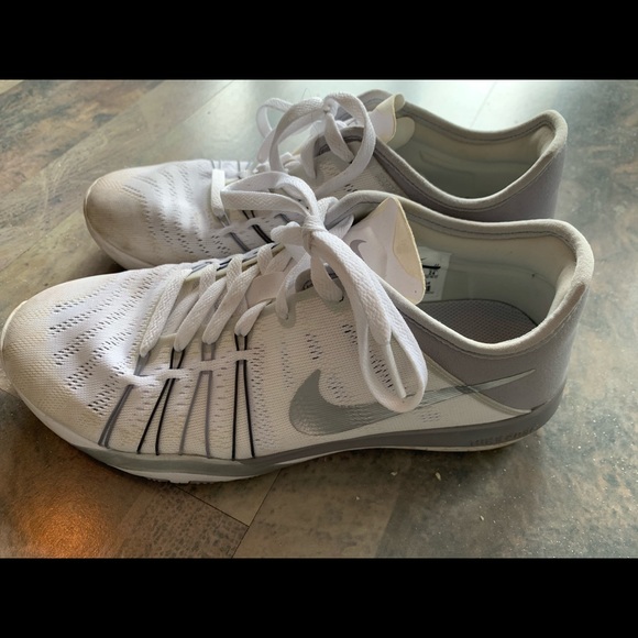 Nike training sneakers - Picture 2 of 4